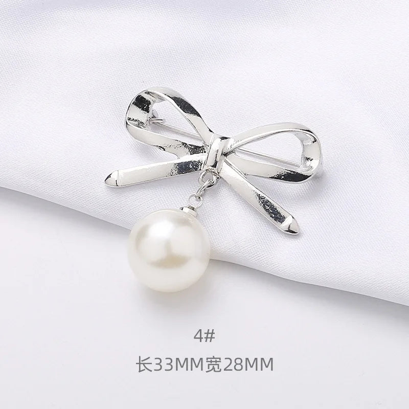 Pearl Brooch Fixed Strap Charm Safety Pin For Women Sweater Dress Clothe Small Brooch Cardigan Clip Chain Lapel Neckline Jewelry