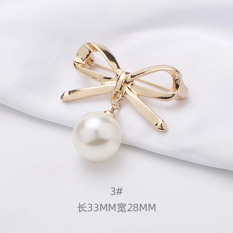 Pearl Brooch Fixed Strap Charm Safety Pin For Women Sweater Dress Clothe Small Brooch Cardigan Clip Chain Lapel Neckline Jewelry