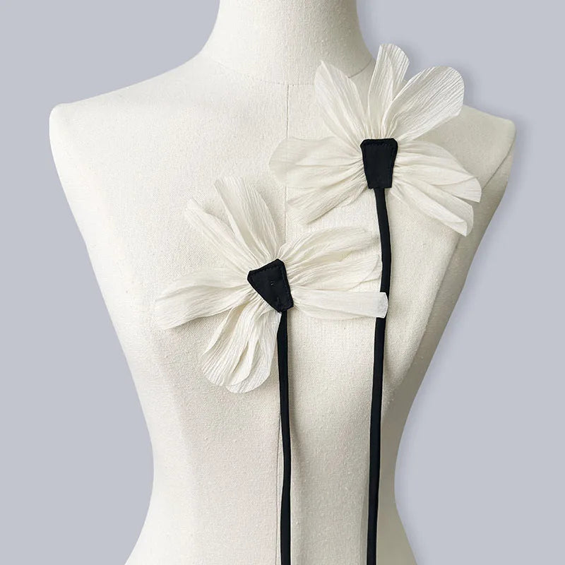 New Cloth Fabric Collar 2Pcs Flower Brooch for Women Pins Lace Flower Corsage Lapel Pins Handmade Jewelry Wedding Party Gifts